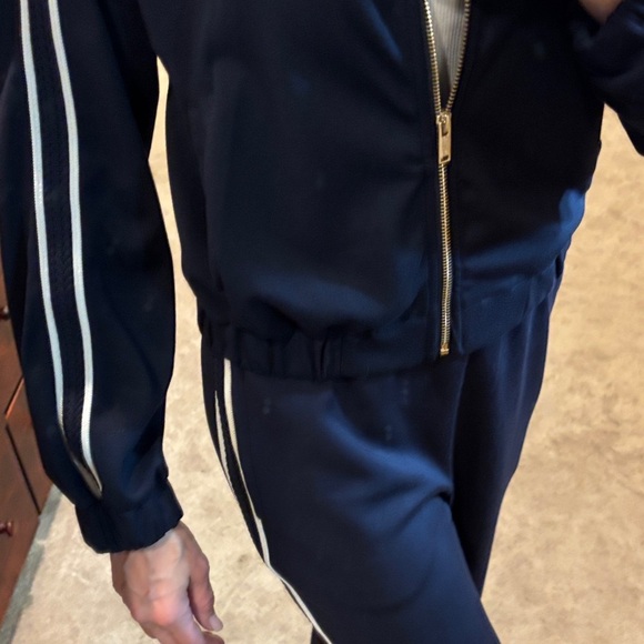 Elie Tahari Small Women's Black Track Suit with White Stripes - Picture 4 of 8